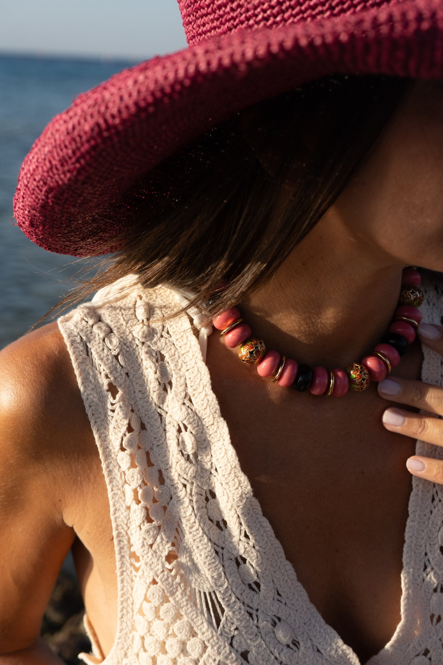NOURA pink beads necklace