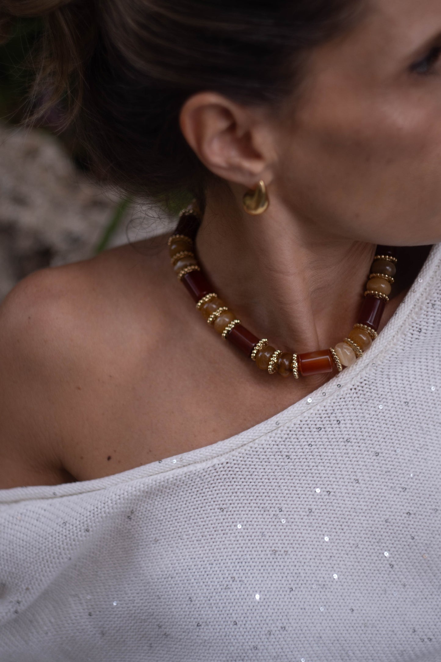 VICTORIA brown agate stones and gold plated choker