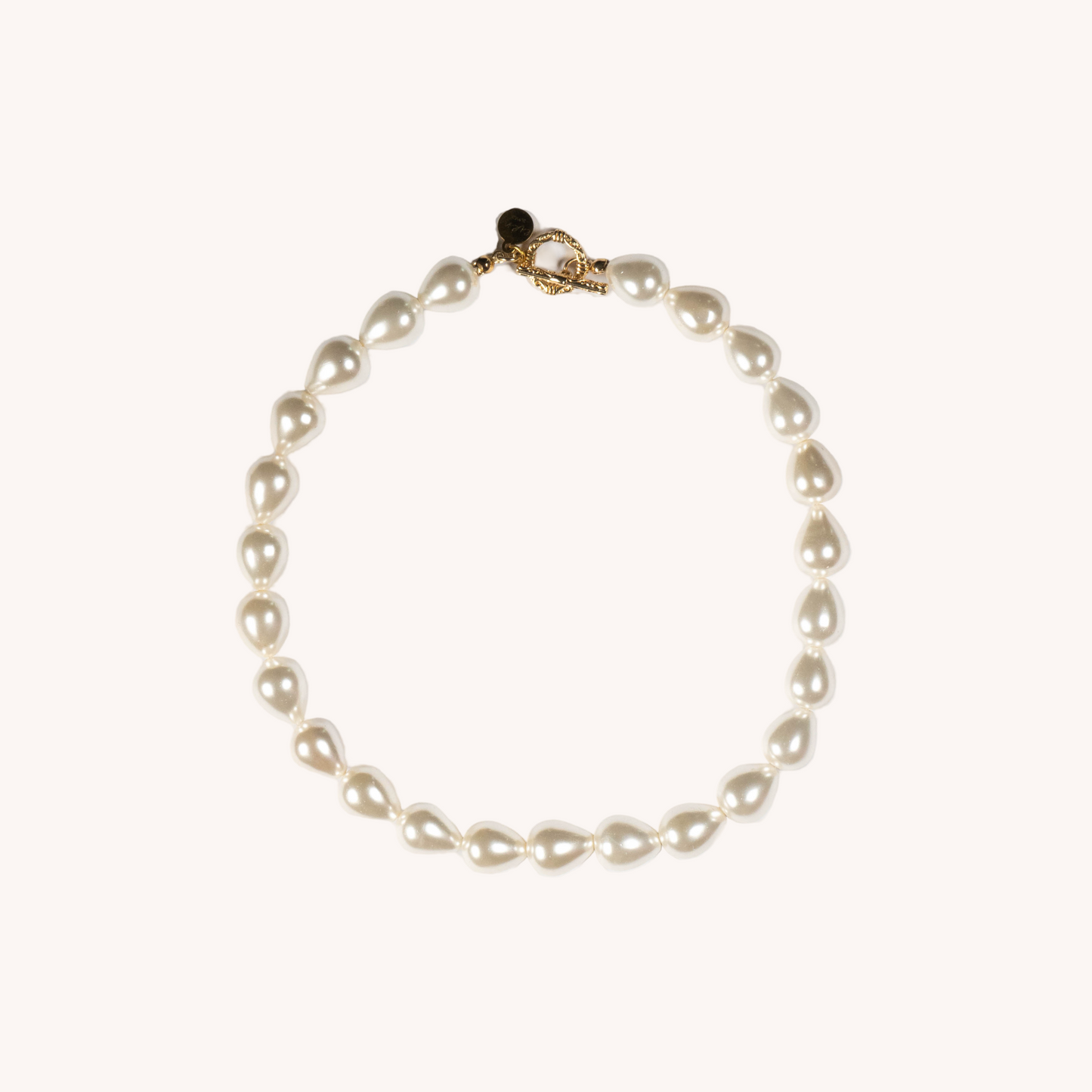 DIANE drop-shaped white pearls necklace