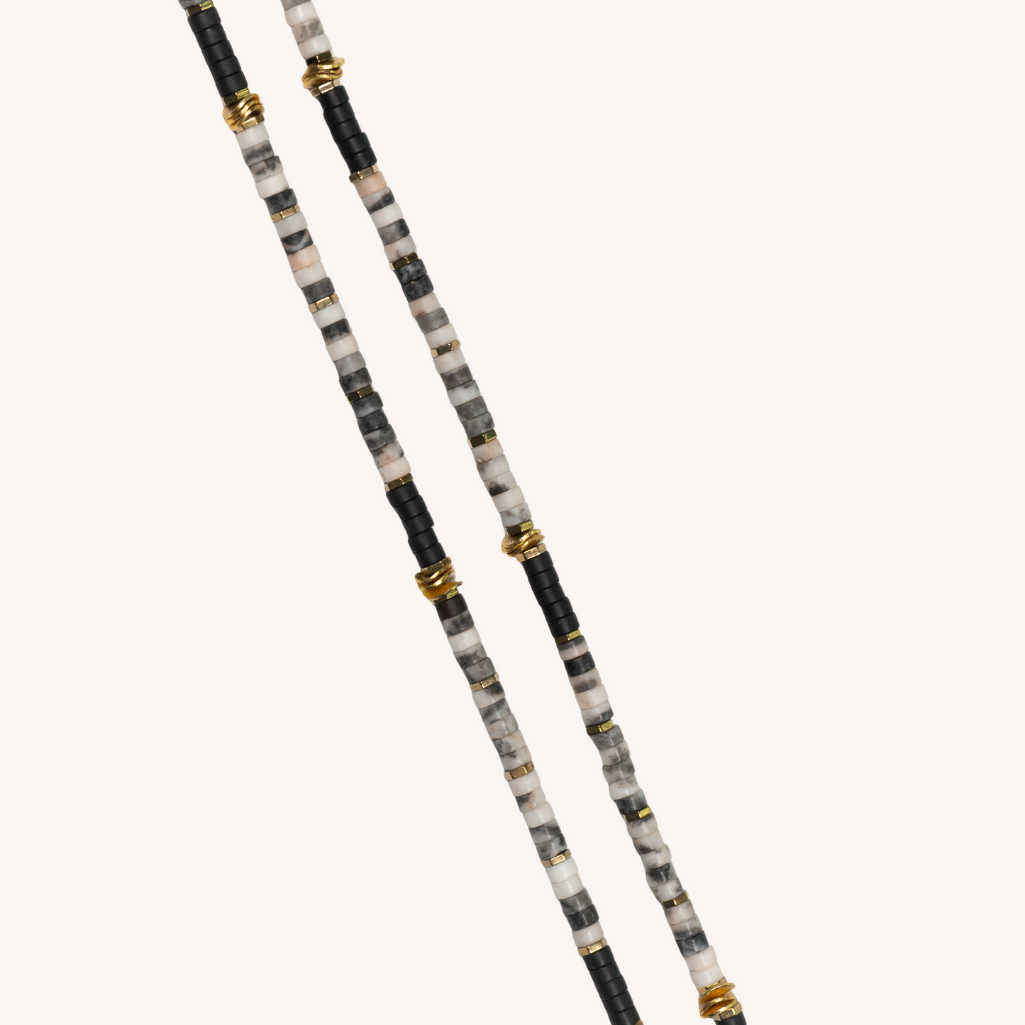 DAPHNE white and grey howlite stones long necklace