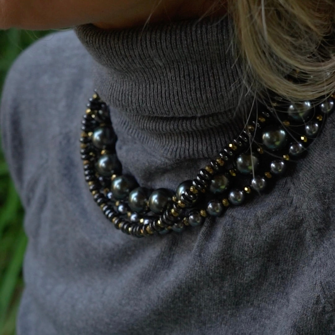 ANASTASIA grey pearls necklace