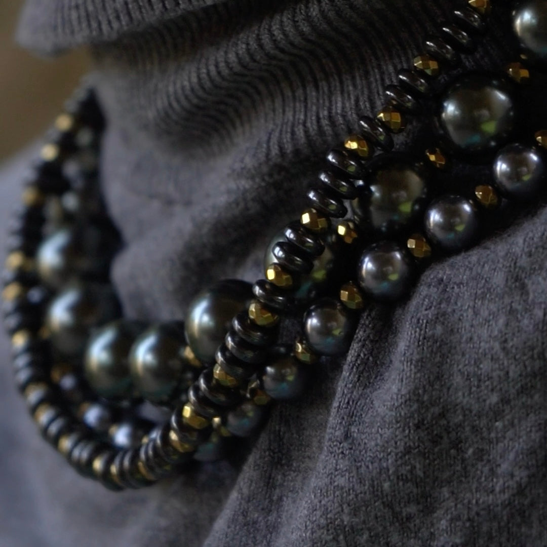 ANASTASIA grey pearls necklace