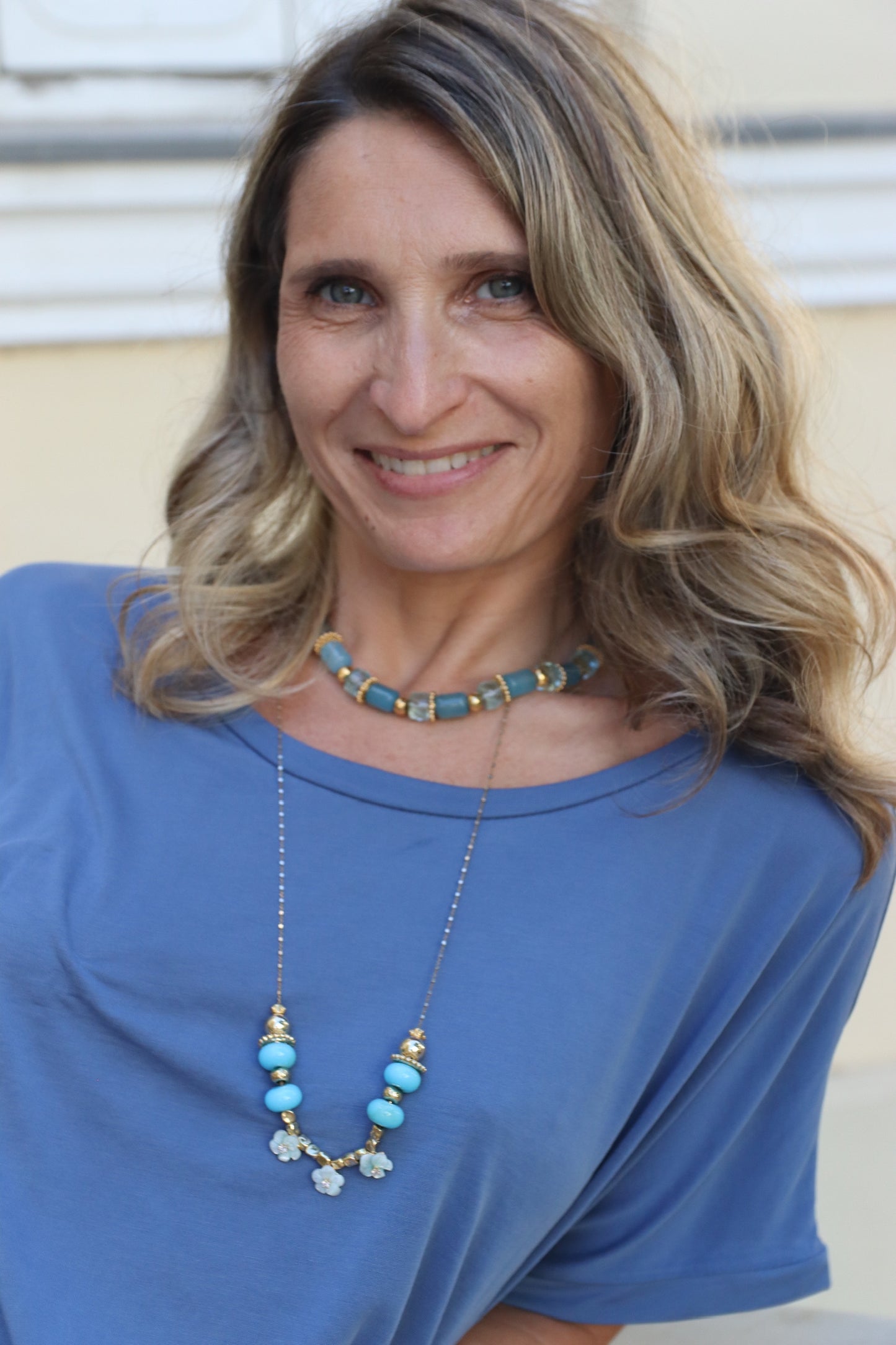 BLUE BLOSSOM LONG CHARMS NECKLACE WITH FLOWERS