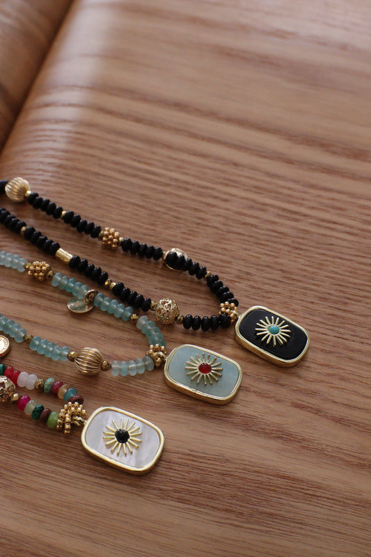 BLACK SPINEL  PENDANT NECKLACE